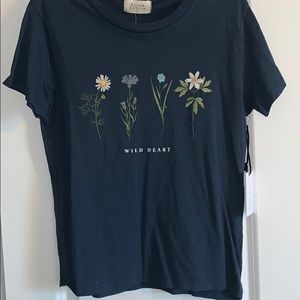 Super Cute simple t-shirt!